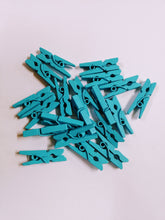 Load image into Gallery viewer, Mini Pegs Colour (20pcs)
