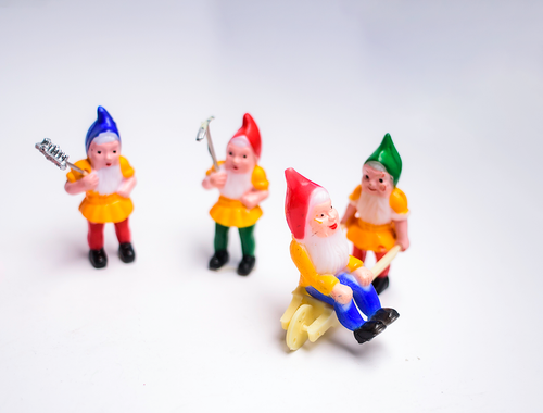 Snow White and the Seven Dwarfs Cake Decoration Figurines
