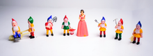 Load image into Gallery viewer, Snow White and the Seven Dwarfs Cake Decoration Figurines